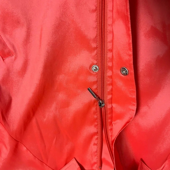 Samual Dong women’s S short sleeved jacket bright coral, kinda raincoat material - Picture 14 of 16